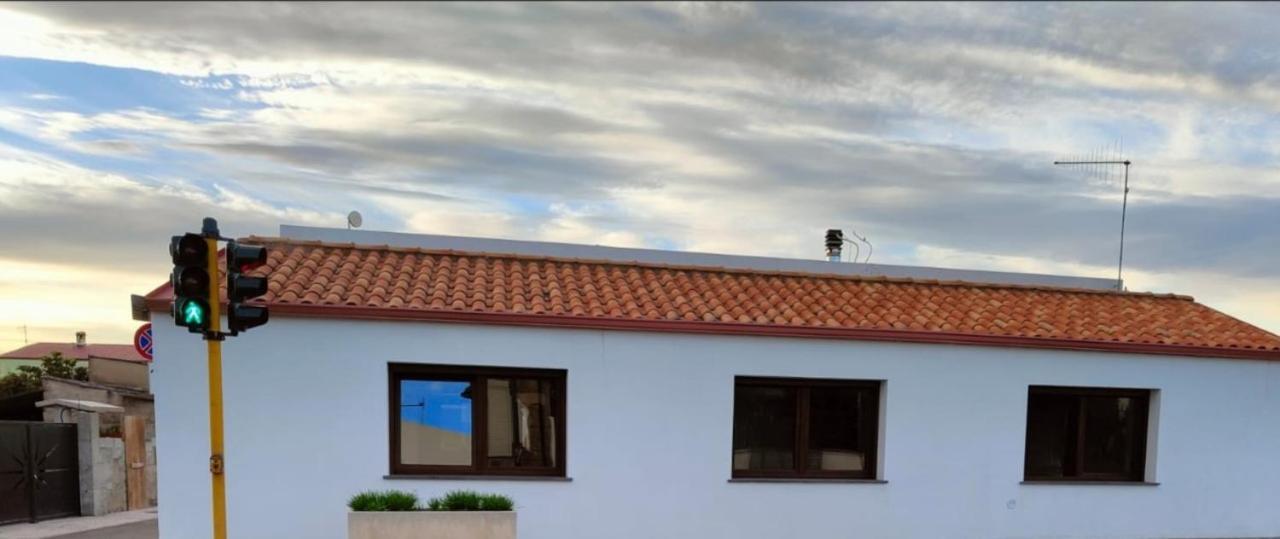 Casa Janas Affittacamere Bed & Breakfast Piscinas Bagian luar foto